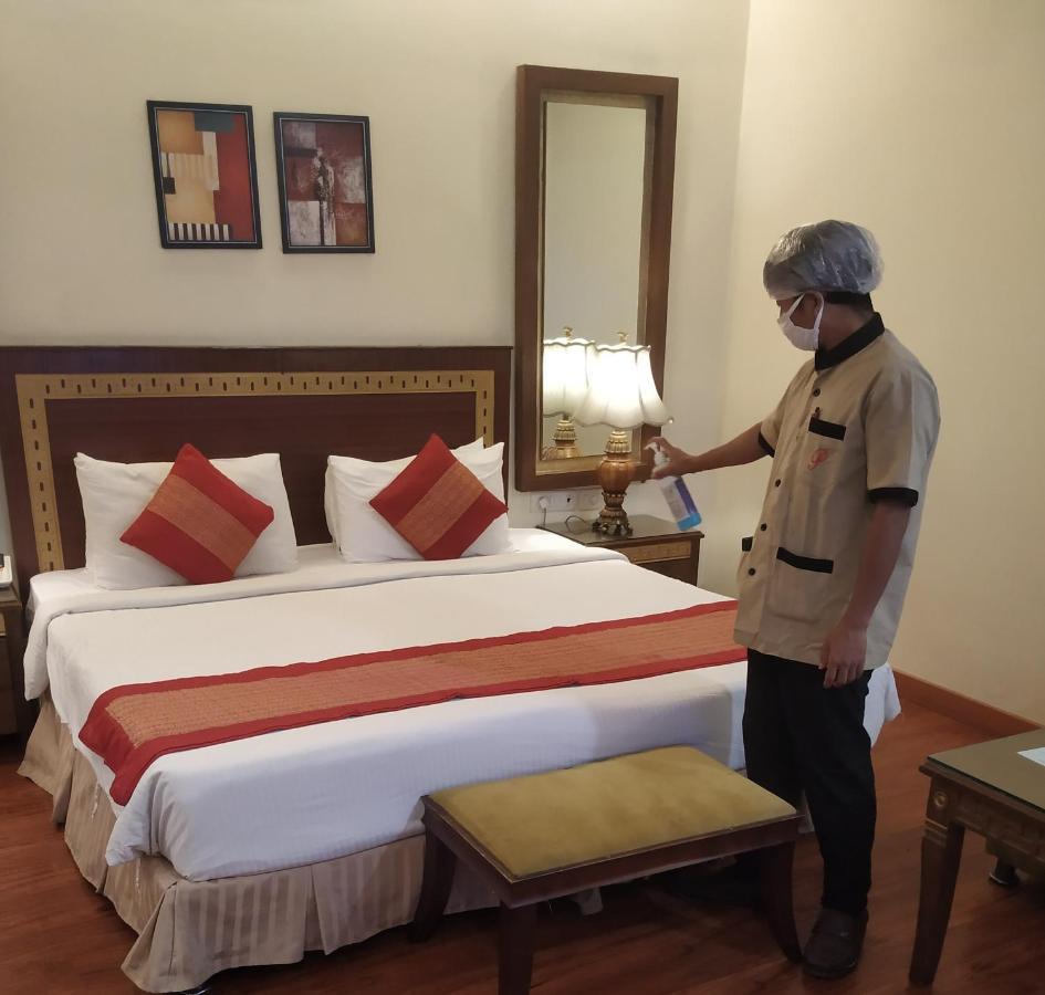 Hotel Picasso Paschim Vihar Delhi - Couple Friendly Local Ids Accepted Ngoại thất bức ảnh