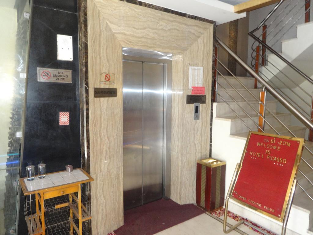 Hotel Picasso Paschim Vihar Delhi - Couple Friendly Local Ids Accepted Ngoại thất bức ảnh