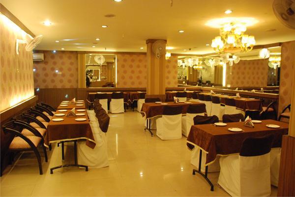 Hotel Picasso Paschim Vihar Delhi - Couple Friendly Local Ids Accepted Ngoại thất bức ảnh