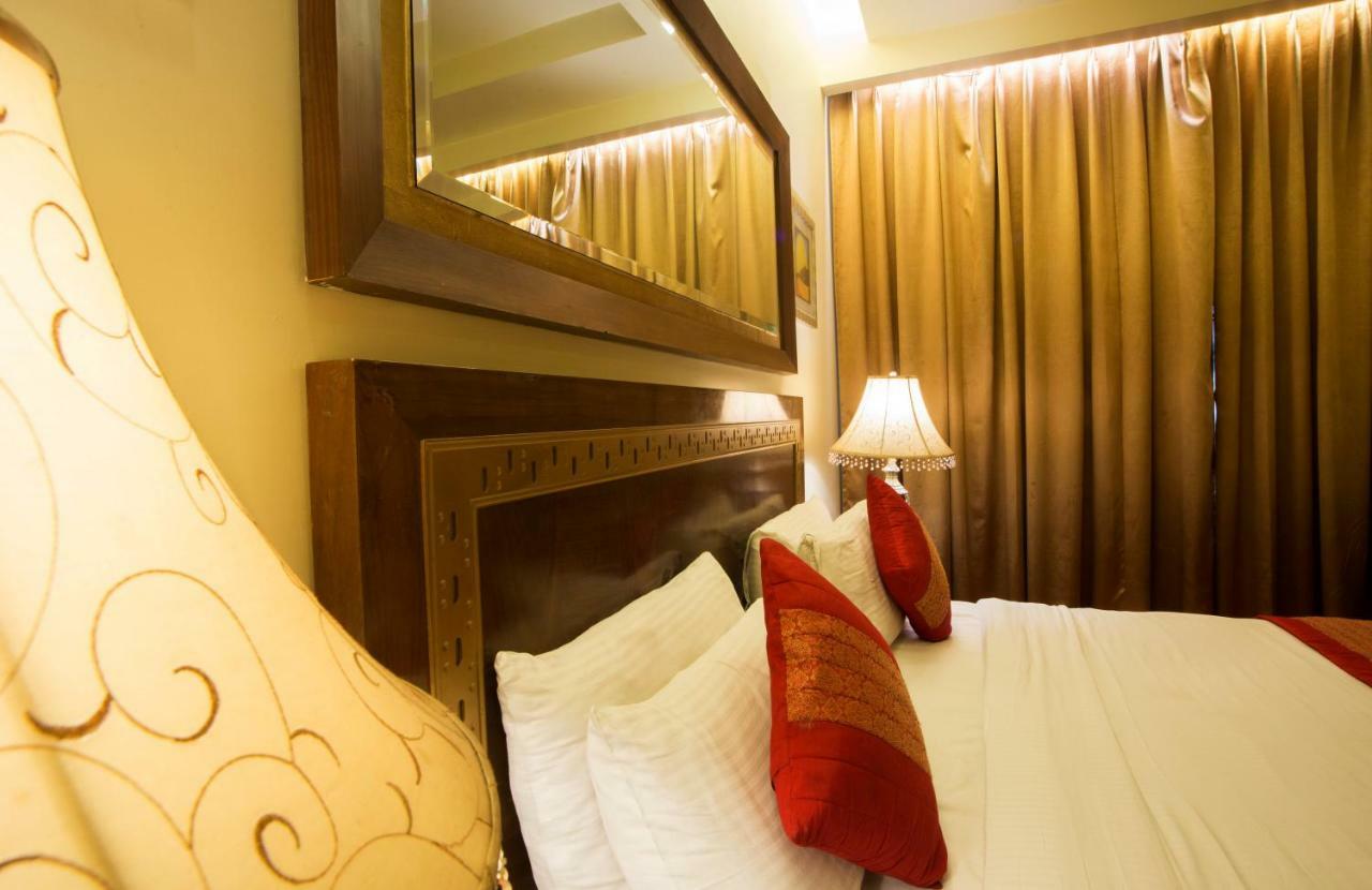Hotel Picasso Paschim Vihar Delhi - Couple Friendly Local Ids Accepted Ngoại thất bức ảnh