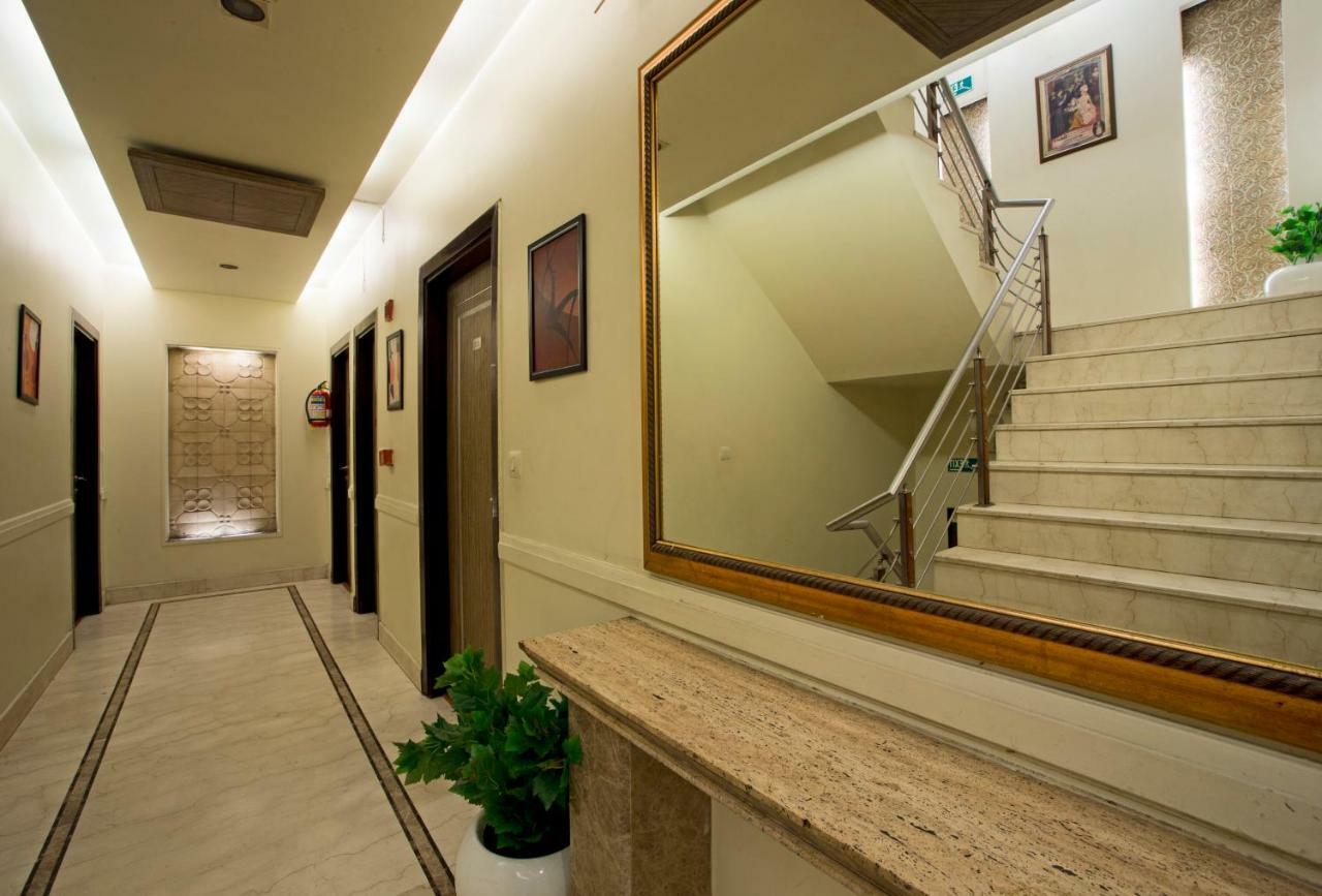 Hotel Picasso Paschim Vihar Delhi - Couple Friendly Local Ids Accepted Ngoại thất bức ảnh