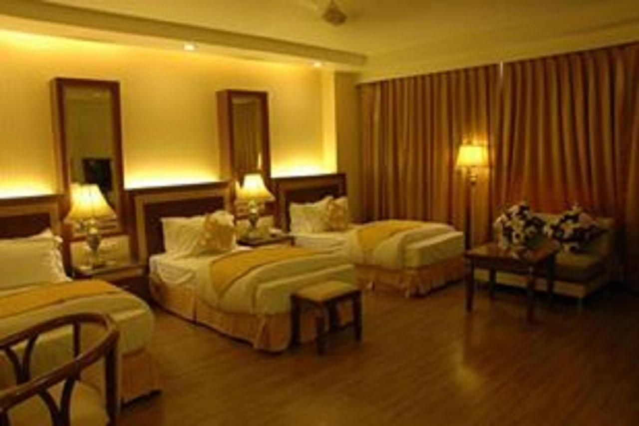 Hotel Picasso Paschim Vihar Delhi - Couple Friendly Local Ids Accepted Ngoại thất bức ảnh